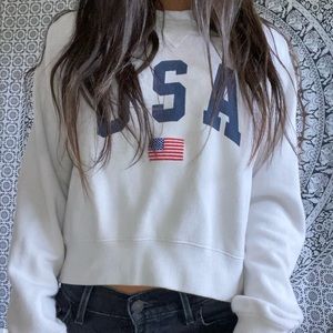 BRANDY MELVILLE white USA sweater